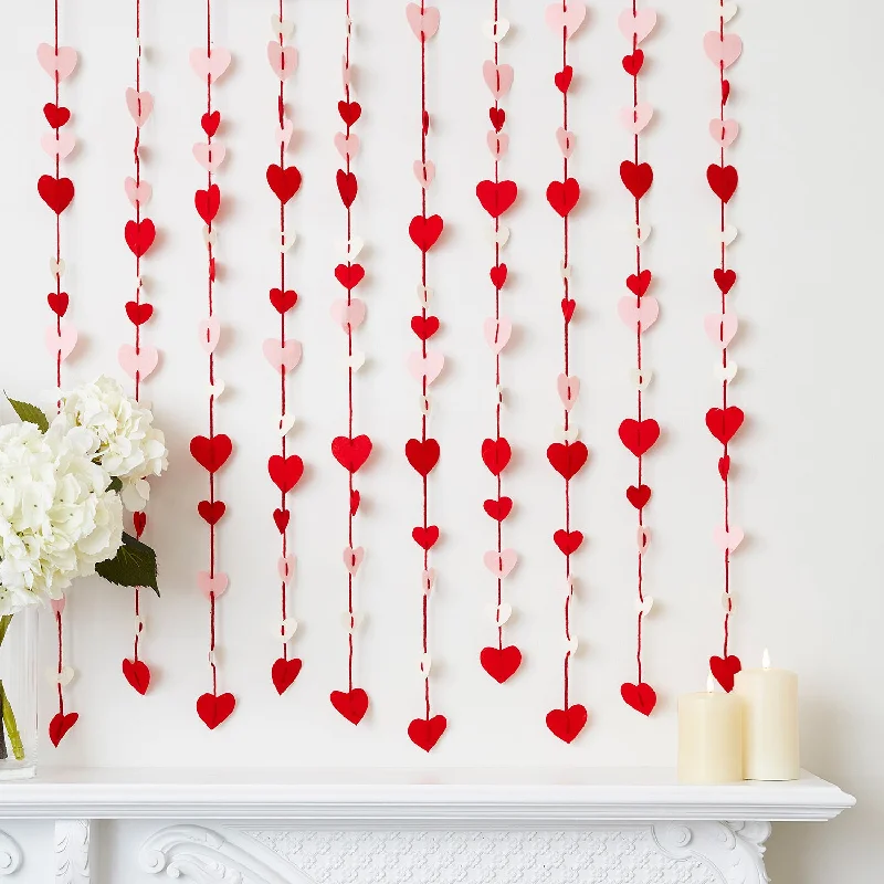 Felt Heart Curtain Decoration