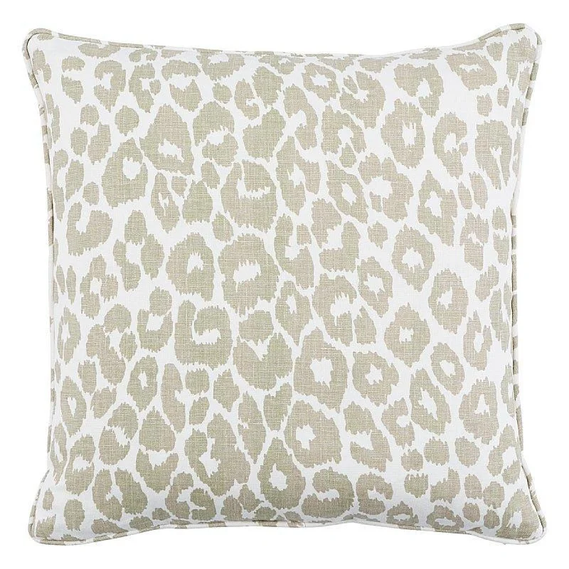 Iconic Leopard 20" Linen Throw Pillow