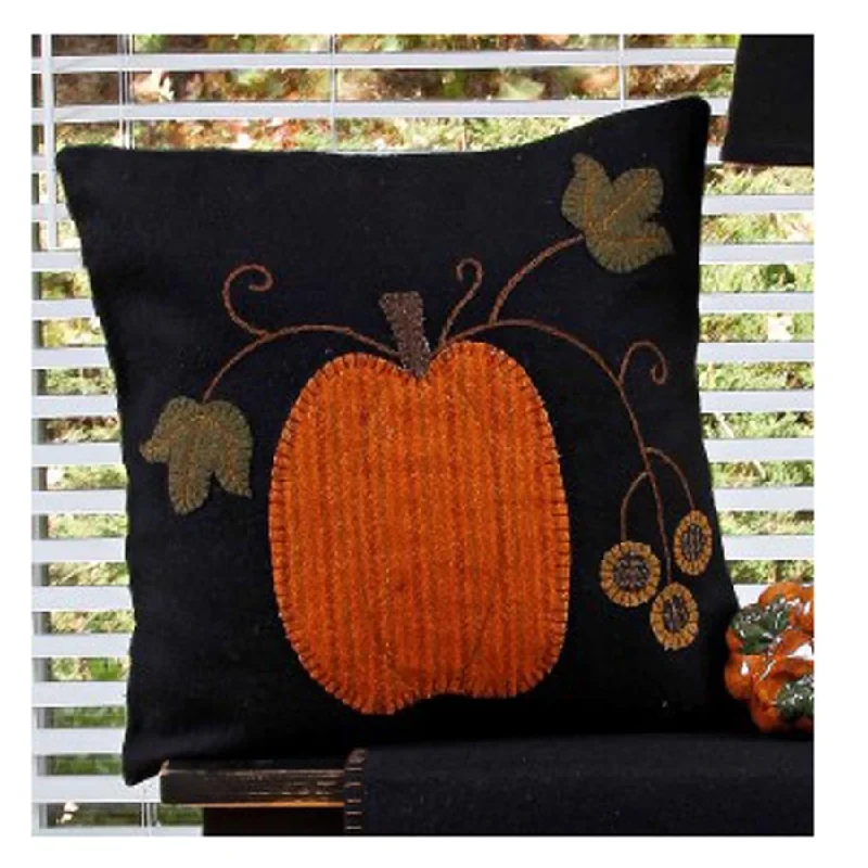 Pumpkin Pillow PLAR00J3